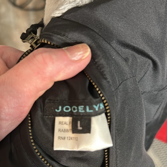 Jocelyn reversible fur vest/jacket - Picture 7 of 7